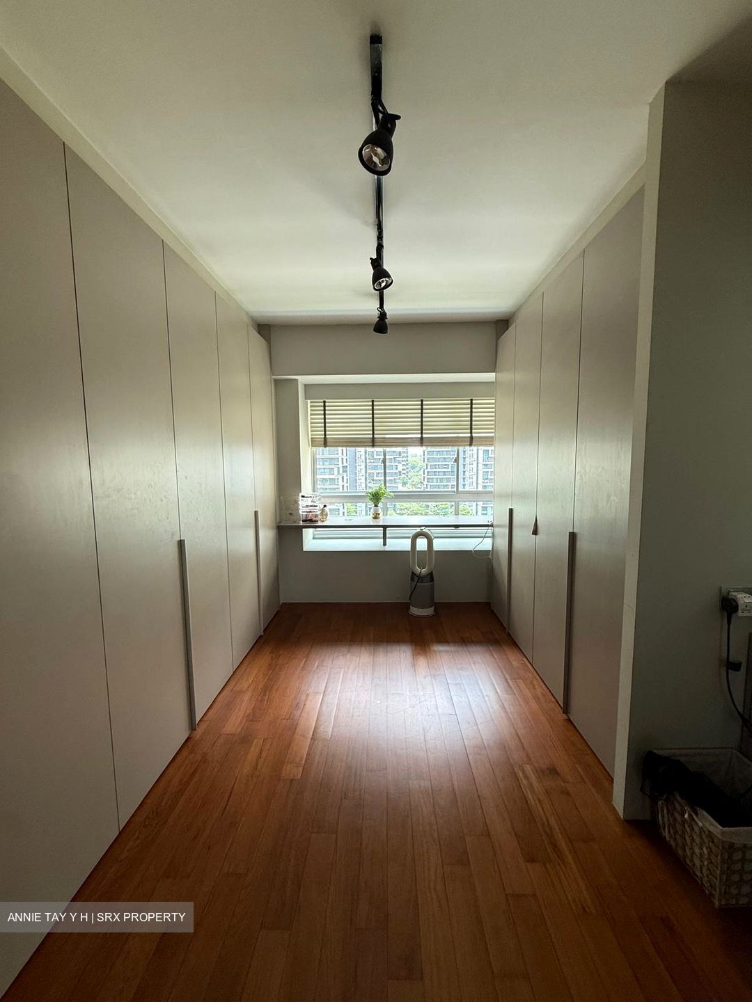 Blk 61A Strathmore Ave (Queenstown), HDB 2 Rooms #578089081